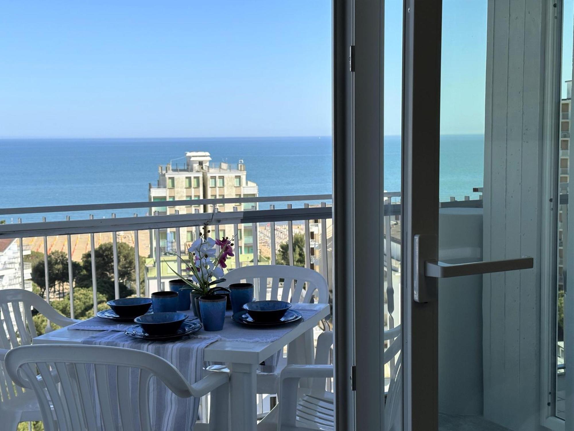 Appartamenti La Torre Lignano Sabbiadoro Exterior foto